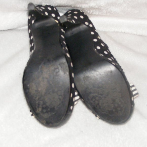 Fun Heels Size 9.5 - Picture 5 of 10